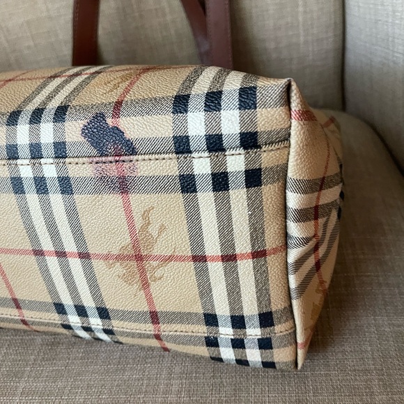 Authentic Burberry vintage nova check tote bag (F305) - Picture 5 of 15